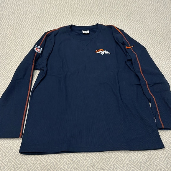 Nike Other - OFFICIAL TEAM GEAR New Nike Long Sleeve Top